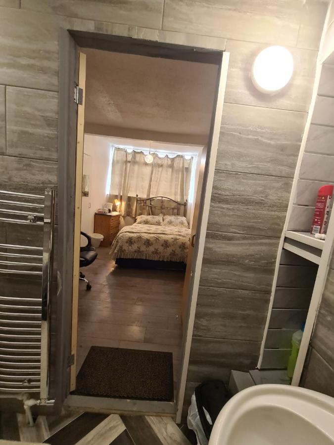 Budget Double En-Suite Bedroom Sheffield Exterior foto