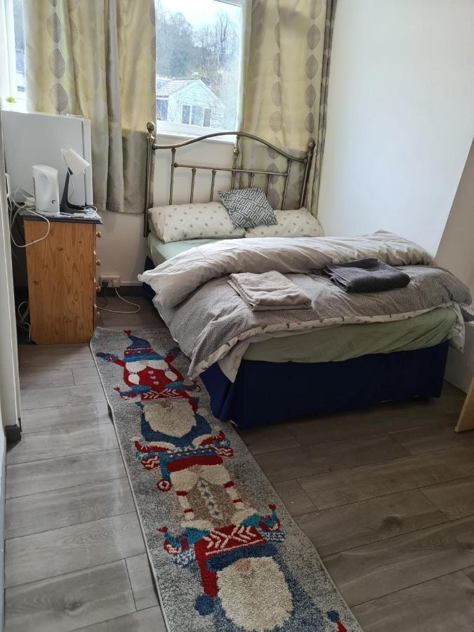 Budget Double En-Suite Bedroom Sheffield Exterior foto